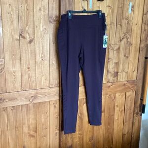 Women’s athletic leggings size XXL